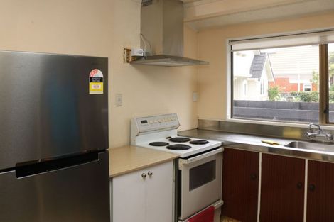 Photo of property in 19a Totara Crescent, Woburn, Lower Hutt, 5010