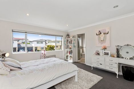 Photo of property in 49 Baverstock Road, Flat Bush, Auckland, 2016
