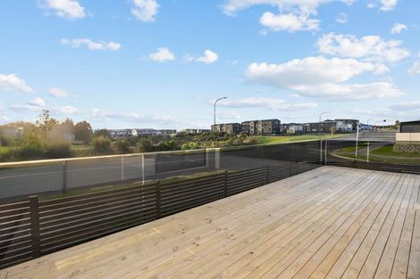 Photo of property in 3 Tinaku Road, Flat Bush, Auckland, 2019