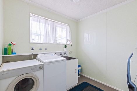 Photo of property in 10 Leon Place, Waitara, 4320