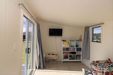 Photo of property in 202 Ngaio Drive, Matarangi, Whitianga, 3592