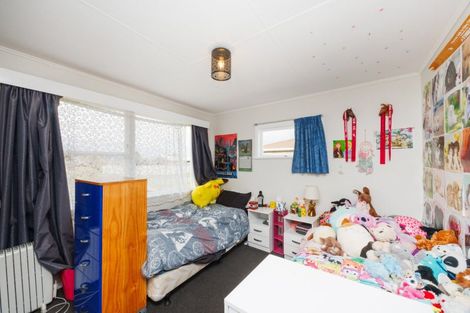 Photo of property in 43 Sutherland Crescent, Westbrook, Palmerston North, 4412