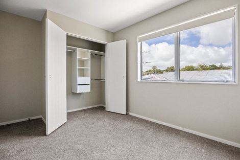 Photo of property in 47b Gossamer Drive, Pakuranga Heights, Auckland, 2010
