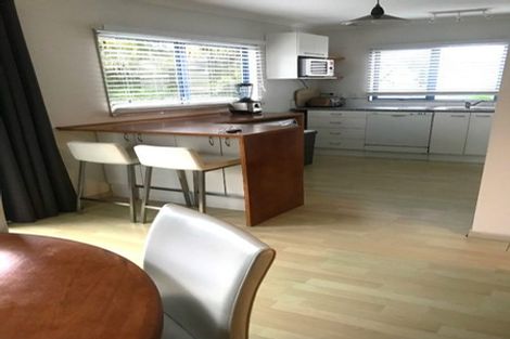 Photo of property in 55 Birkdale Road, Birkdale, Auckland, 0626