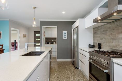 Photo of property in 63 Benmore Crescent, Pyes Pa, Tauranga, 3112