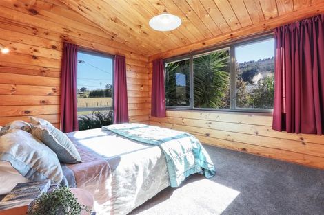 Photo of property in 20 Pukehangi Road, Pukehangi, Rotorua, 3015