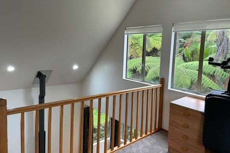 Photo of property in 36 Rimu Road, Oratia, Auckland, 0604