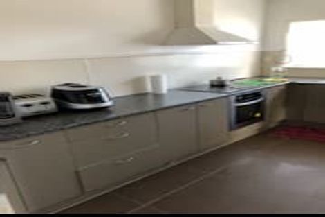 Photo of property in 52 Pembroke Street, Papatoetoe, Auckland, 2025