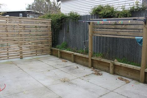 Photo of property in 2/37 Mclean Street, Tauranga, 3110