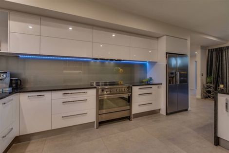 Photo of property in 185 Clyde Road, Burnside, Christchurch, 8053