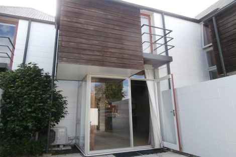 Photo of property in 2/30 Clissold Street, Merivale, Christchurch, 8014