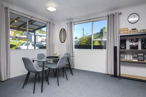 Photo of property in 37 South Terrace, Picton, 7220