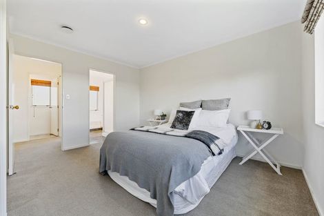 Photo of property in 2 Pipi Street, Two Mile Bay, Taupo, 3330