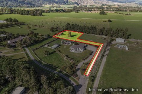 Photo of property in 424b Tararua Road, Levin, 5571