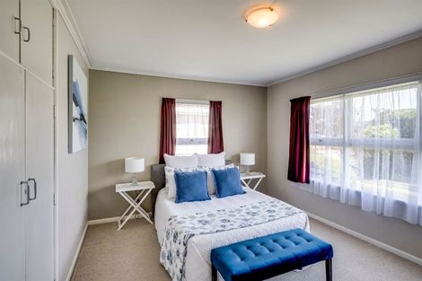 Photo of property in 123 Taradale Road, Onekawa, Napier, 4110