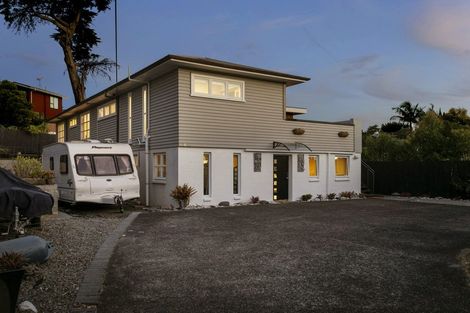 Photo of property in 1/110 Nile Road, Milford, Auckland, 0620