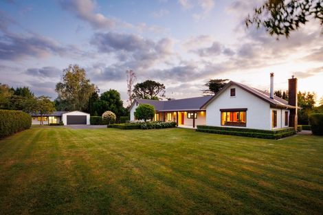 Photo of property in 443 Stoney Creek Road, Kelvin Grove, Palmerston North, 4470