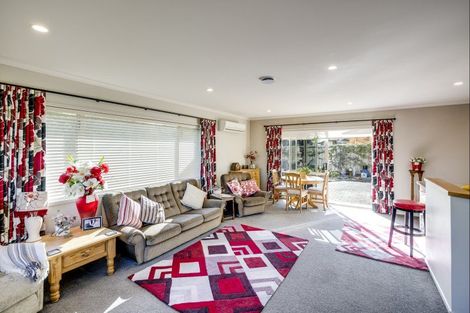 Photo of property in 23 White Street, Taradale, Napier, 4112