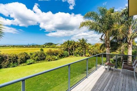 Photo of property in 381 Cove Road, Waipu, 0582