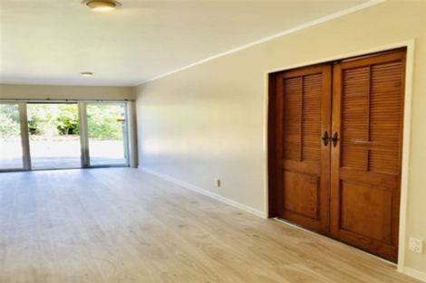 Photo of property in 17 Bodi Place, Te Atatu South, Auckland, 0610