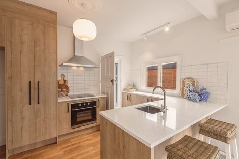 Photo of property in 8 Freyberg Avenue, Riccarton, Christchurch, 8011