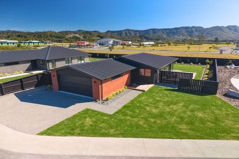 Photo of property in 11a Hinau Crescent, Kaiata, Greymouth, 7805