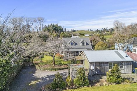 Photo of property in 5 Bosworth Street, Egmont Village, 4372