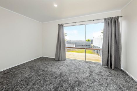Photo of property in 4 Kepler Place, Clover Park, Auckland, 2019