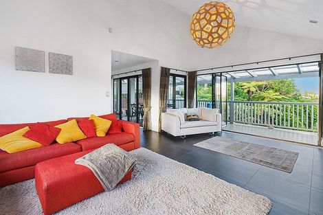 Photo of property in 7 Rangitoto Terrace, Milford, Auckland, 0620