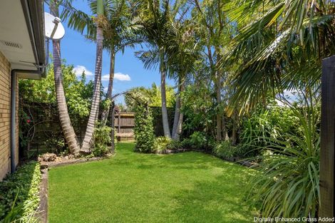 Photo of property in 10 Ringwood Place, Whitianga, 3510
