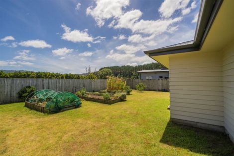Photo of property in 21 Captain Wood Avenue, Whitianga, 3510