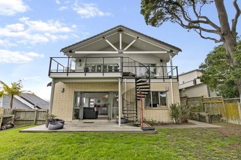 Photo of property in 11 Sykes Avenue, Hatfields Beach, Orewa, 0931