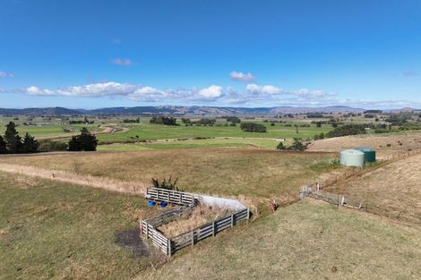 Photo of property in 796 Maungatua Road, Berwick, Outram, 9073