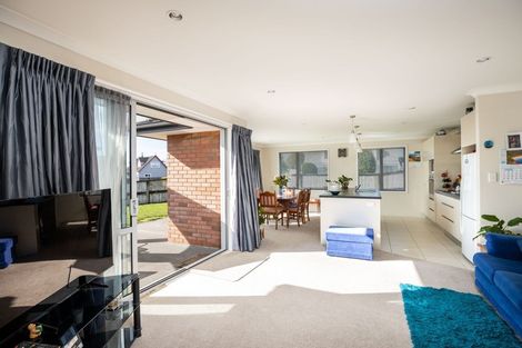 Photo of property in 1 Honeyfield Drive, Whalers Gate, New Plymouth, 4310