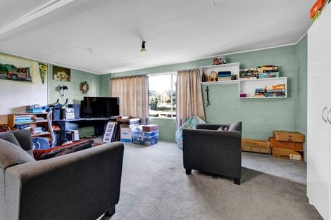 Photo of property in 120 Paraite Road, Paraite, New Plymouth, 4373