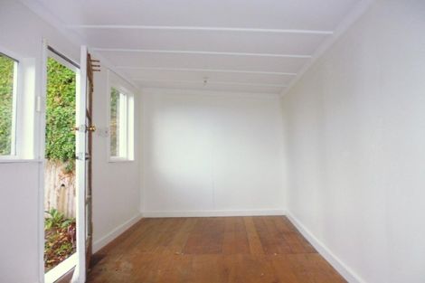 Photo of property in 1 Kenwyn Terrace, Newtown, Wellington, 6021