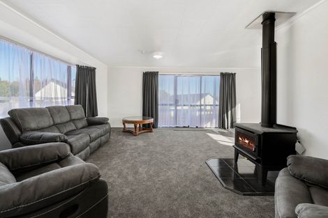 Photo of property in 7 Judith Place, Owhata, Rotorua, 3010