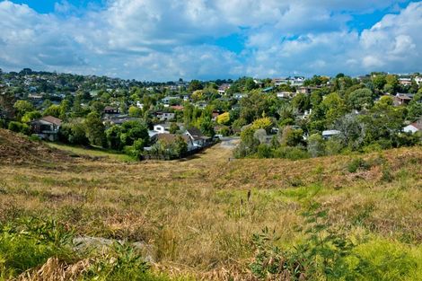 Photo of property in 85 John Downs Drive, Browns Bay, Auckland, 0630