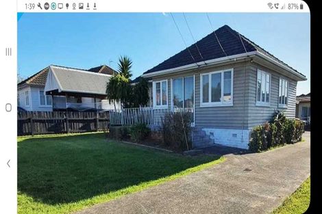Photo of property in 30 Royton Avenue, Mangere East, Auckland, 2024