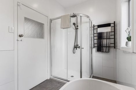 Photo of property in 44 Hutton Street, Otahuhu, Auckland, 1062