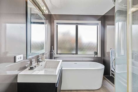 Photo of property in 75 Swayne Road, Cambridge, 3434