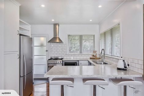 Photo of property in 2/10 Nile Road, Milford, Auckland, 0620