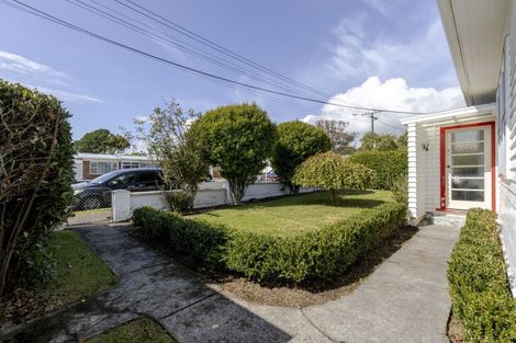 Photo of property in 20 Cameron Street, New Plymouth, 4310