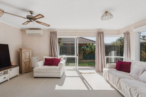 Photo of property in 5 Liftan Place, Mount Maunganui, 3116