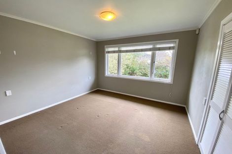 Photo of property in 13 Graham Avenue, Te Atatu Peninsula, Auckland, 0610