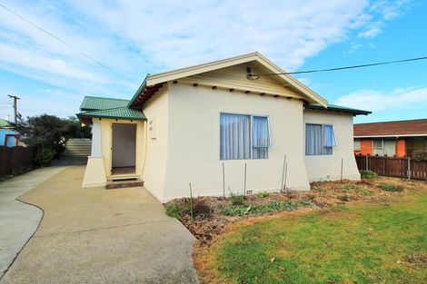 Photo of property in 17 Towey Street, Holmes Hill, Oamaru, 9401