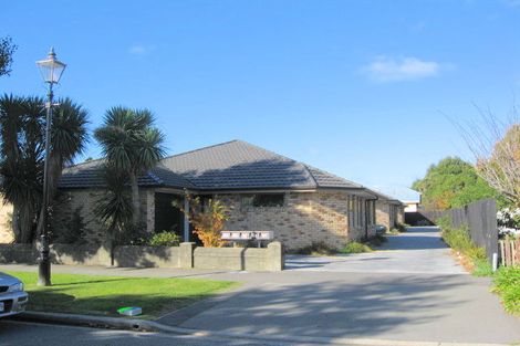 Photo of property in 16c Defoe Place, Waltham, Christchurch, 8023