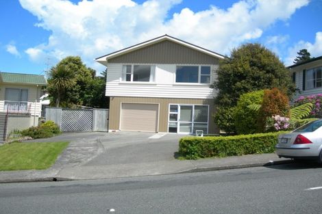 Photo of property in 89 Tirohanga Road, Tirohanga, Lower Hutt, 5010