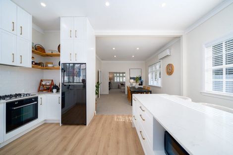 Photo of property in 25 Black Beech Street, Birchville, Upper Hutt, 5018