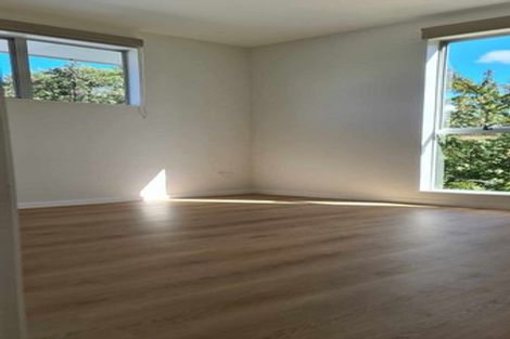 Photo of property in 3 St Margaret Place, West Harbour, Auckland, 0618